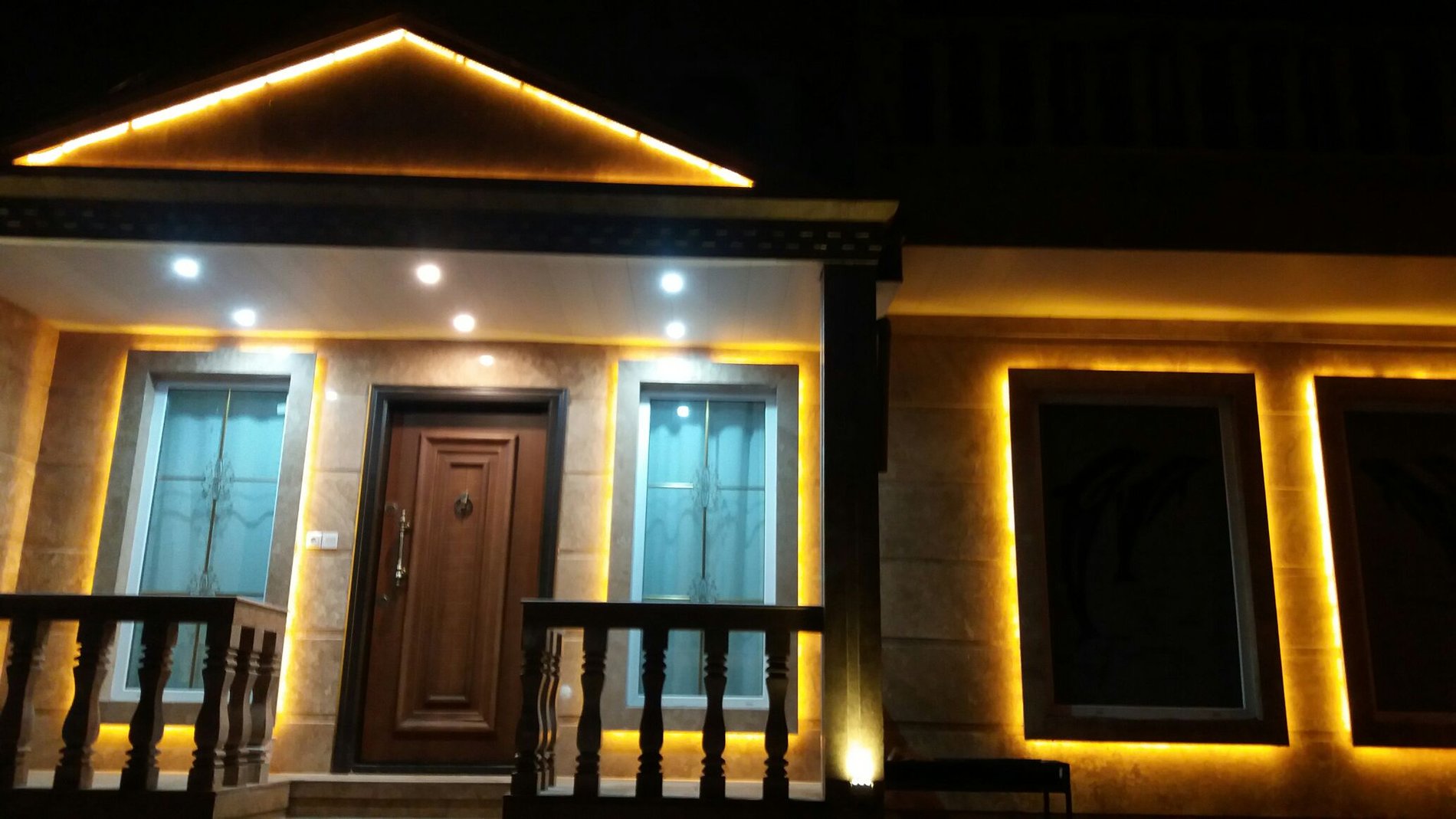 ویلا استخردار دنج محمودآباد