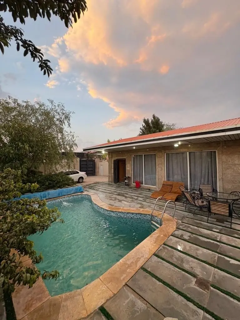 ویلا دوخوابه استخردار آبگرم زانوس 8