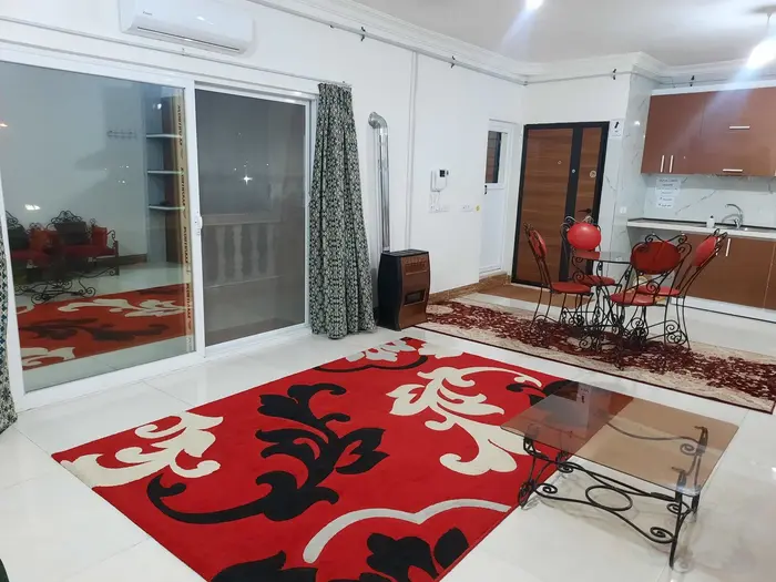 آپارتمان یک خوابه حسام و حنا - درب تراس