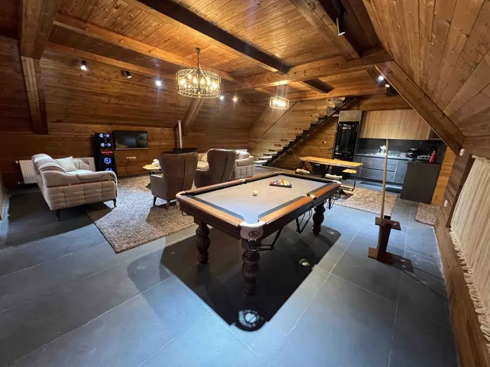 ویلا سه خوابه چوبی استخردار آبگرم نخلستان - انتخاب عنوان تصویر