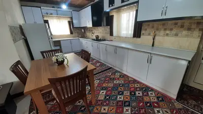 ویلا سه خوابه استخردار آبگرم لیسار