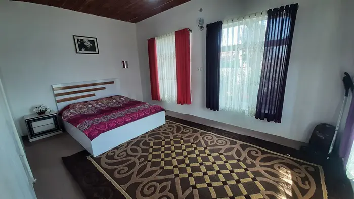 ویلا سه خوابه استخردار آبگرم لیسار