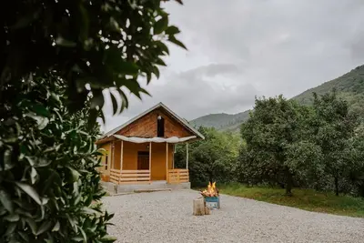 بومگردی نارنجستان شهسوار - واحد کلبه