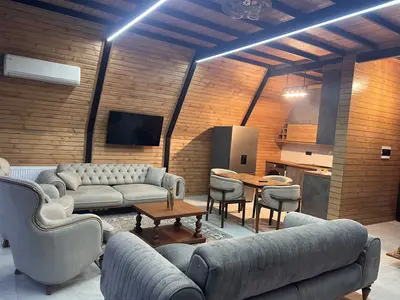 کلبه دوخوابه سوئیسی مهتاب