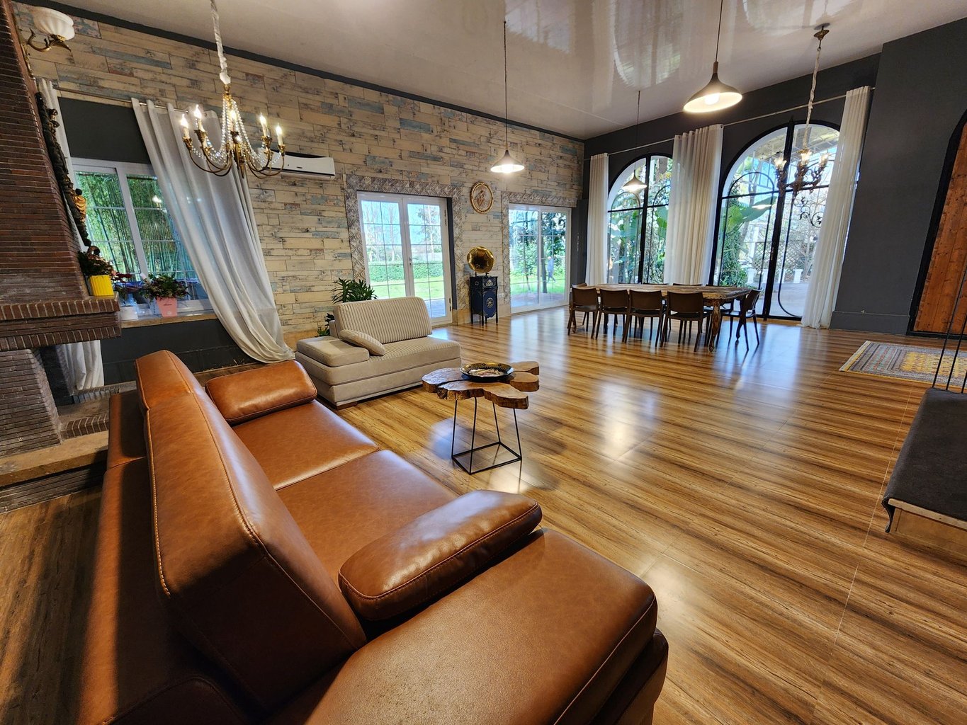 دوخوابه باغ جی تی