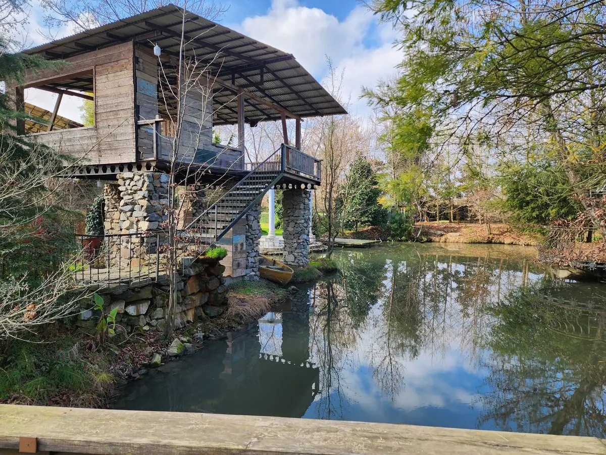 ویلا دوخوابه باغ جی تی