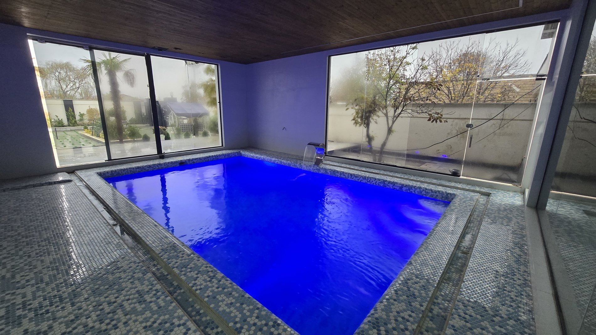 ویلا دوخوابه استخردار آبگرم امیر رامجین