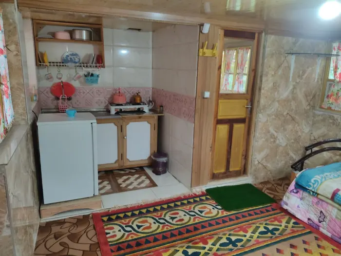 کلبه دوخوابه جنگلی هلی تی تی لفور