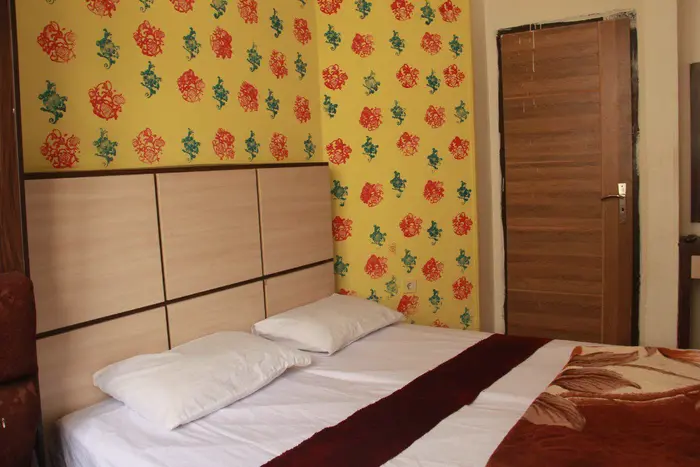 سوئیت واحد ۱۰۴ مشیری