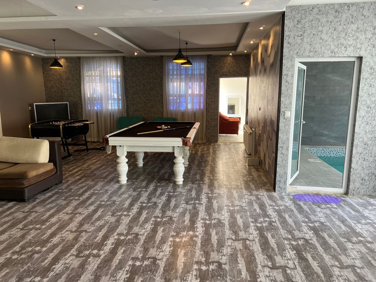 ویلا سه خوابه استخردار آبگرم اقاقیا ۱