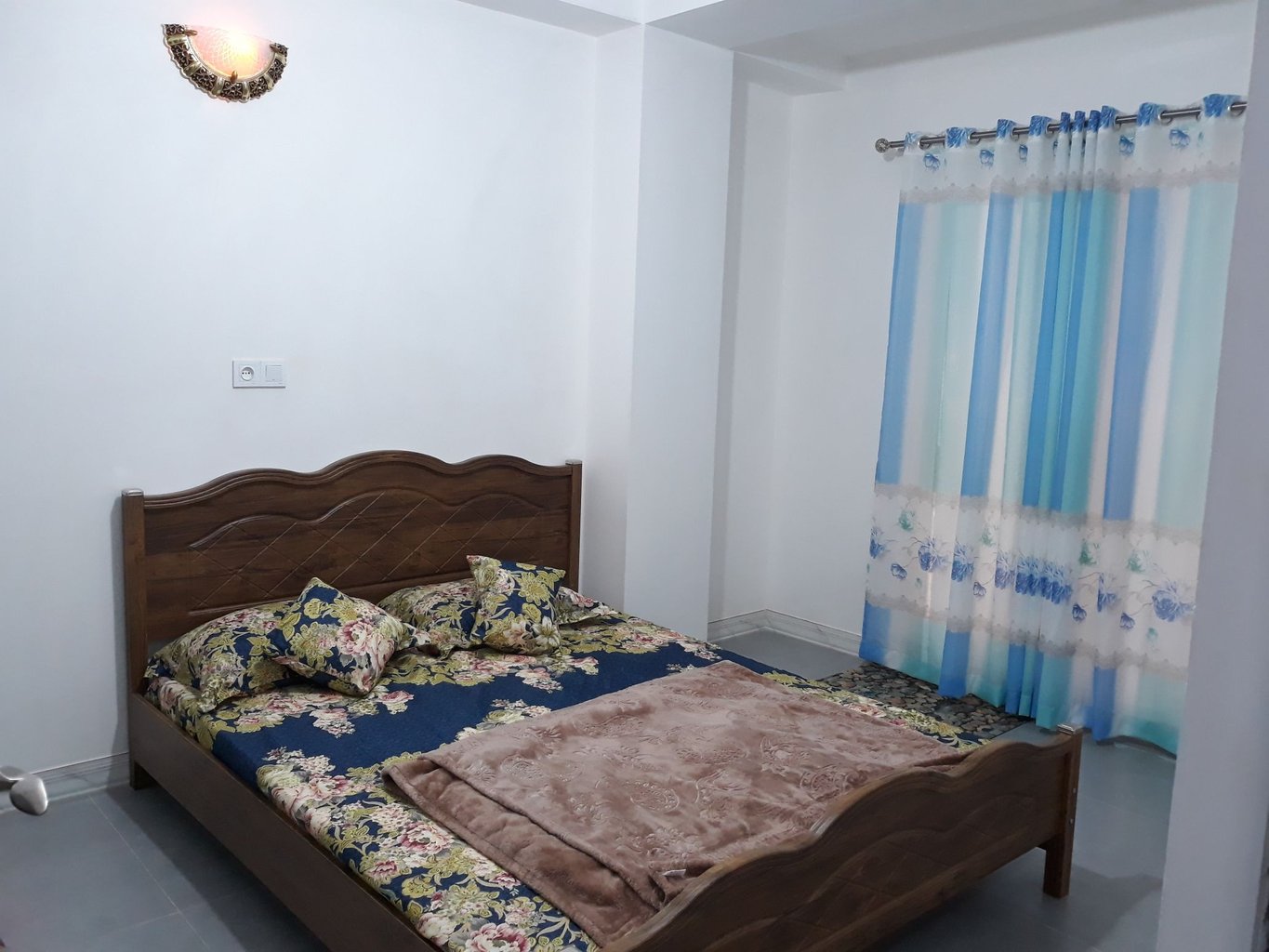 آپارتمان دوخوابه گلستان شمس