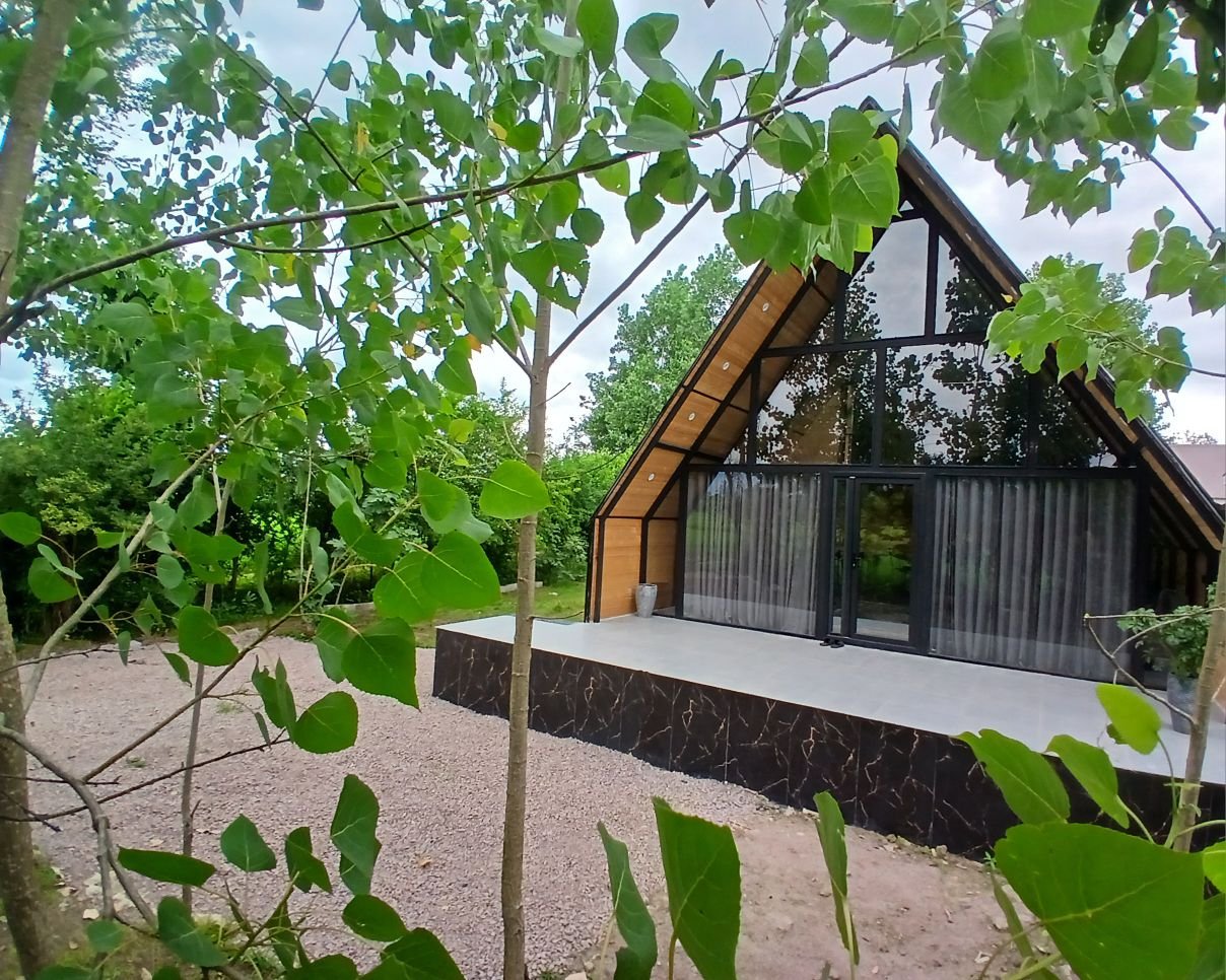 یک خوابه سوئیسی جکوزی دار مونترو