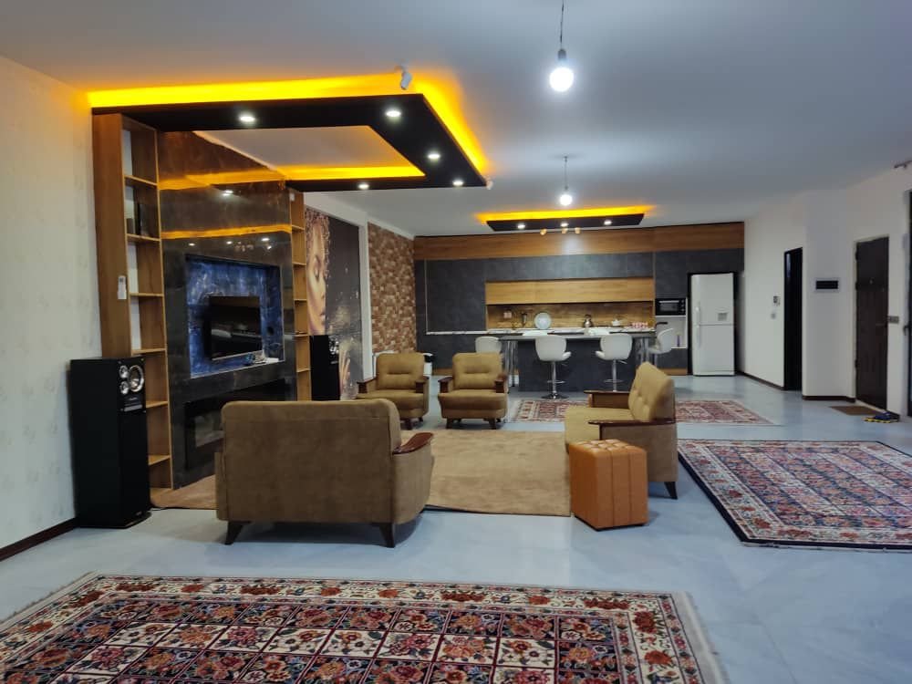 دوخوابه- مستر استخردار چهارفصل چهارباغ