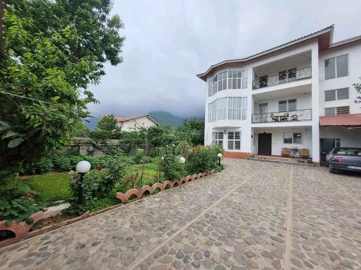 ویلا سه خوابه جنگلی مدرس