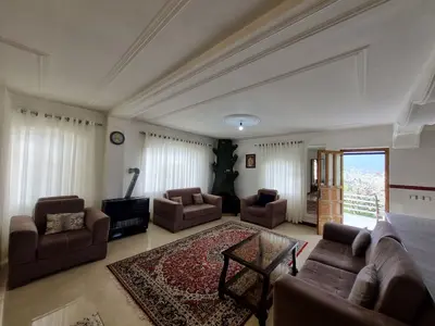 ویلا دوخوابه جنگلی بام اجابیت ۱