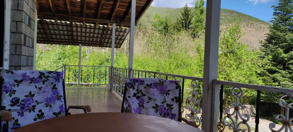 ویلا سه خوابه جنگلی اجابیت - تراس ویلا