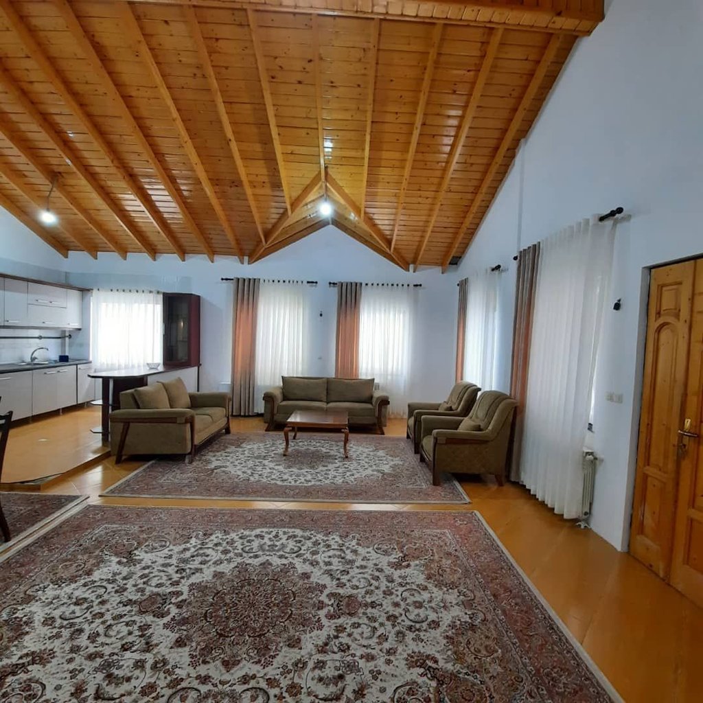 سه خوابه جنگلی بهار 18