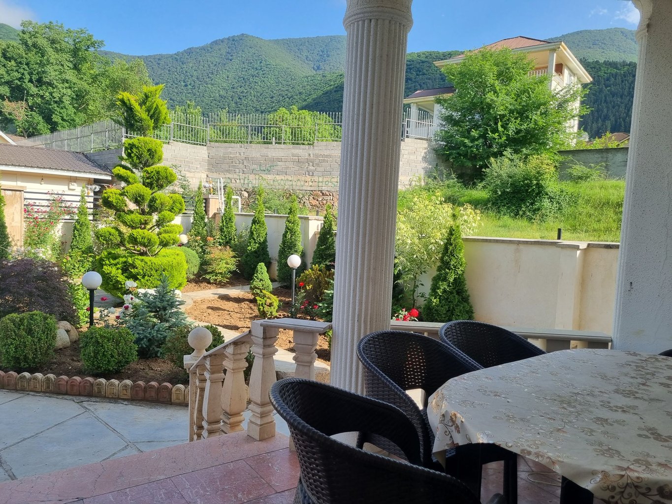 دوخوابه جنگلی بهاران ۱