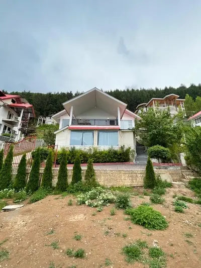 ویلا چهارخوابه استخردار آبگرم عطار