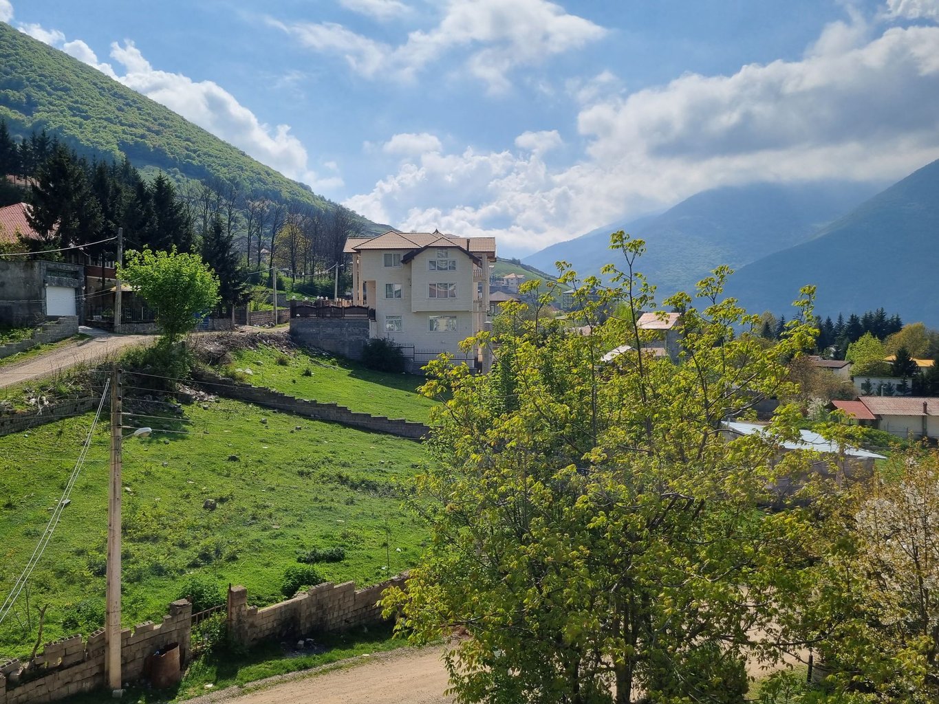 دو خوابه جنگلی بام اجابیت ۲