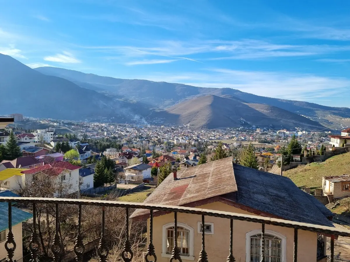 ویلا دوخوابه جنگلی بام نصیری 1 - تراس