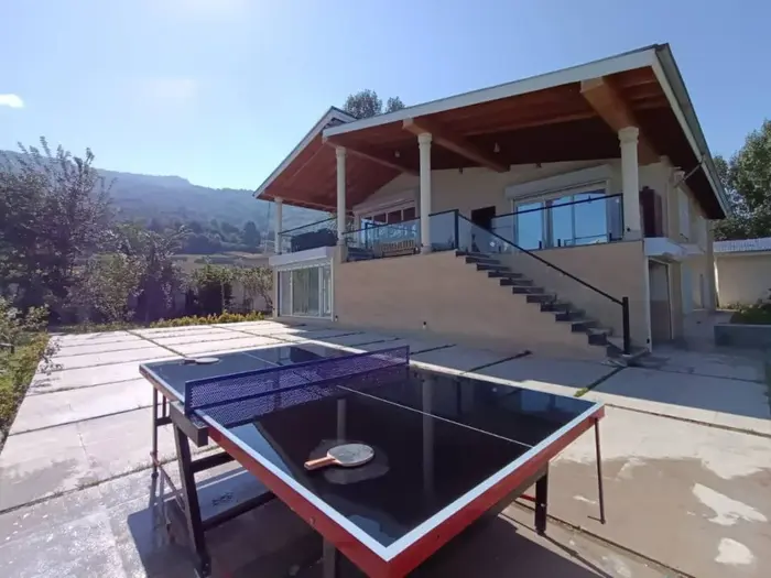 ویلا سه خوابه جنگلی استخردار آبگرم مهستان