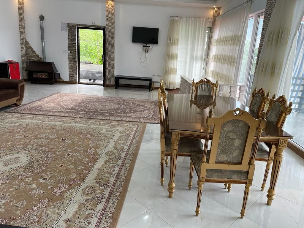 چهارخوابه جنگلی استخردار بام نصیری