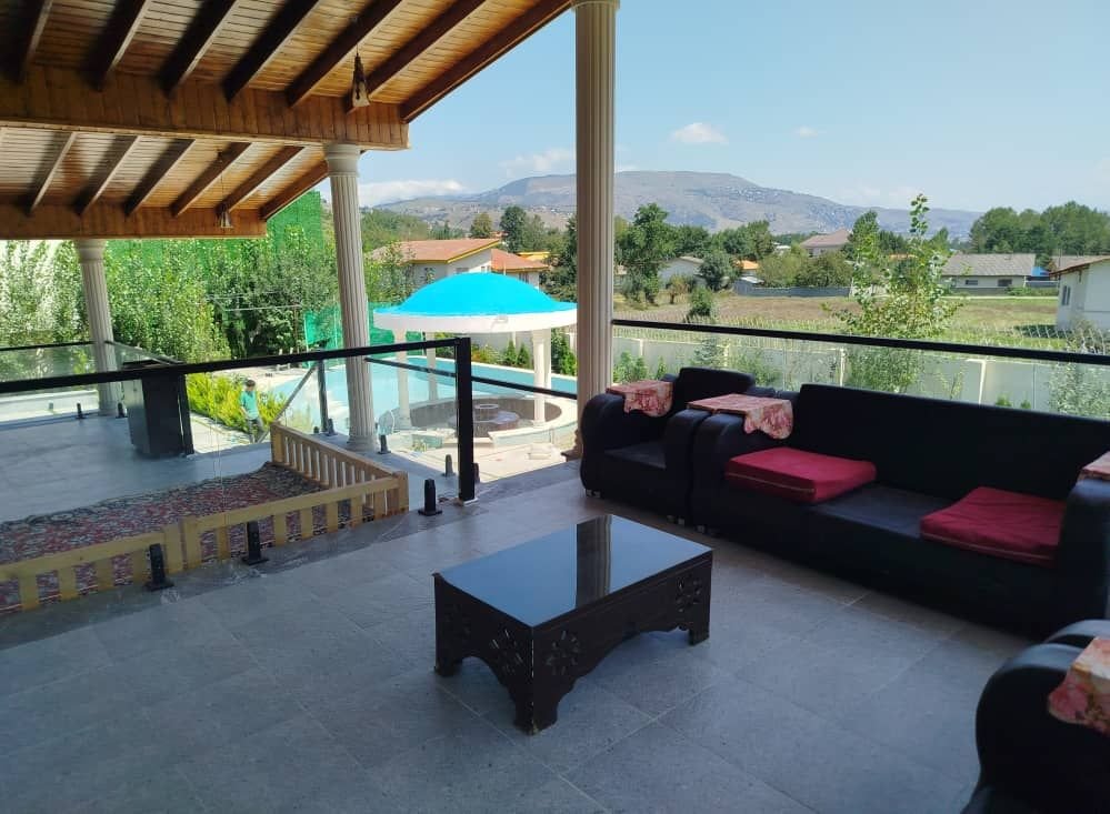 سه خوابه استخردار آبگرم سرو 1