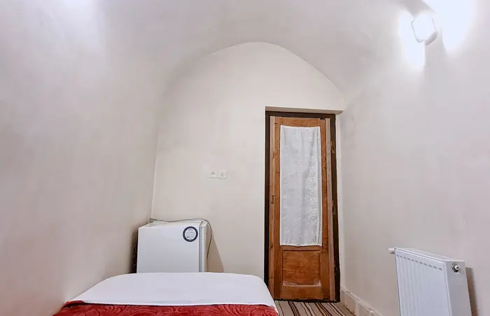 بوم گردی شهرزاد - واحد یک تخته