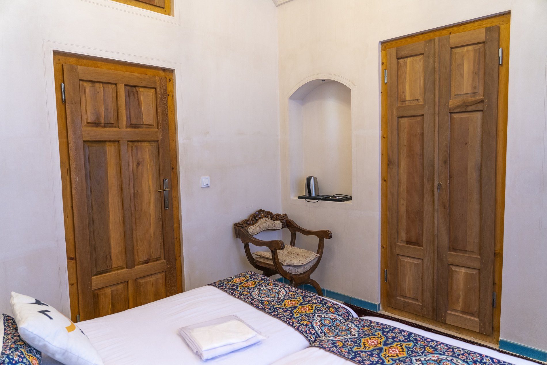 کاشانه روشن - واحد 1