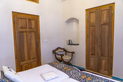 اقامتگاه سنتی کاشانه روشن - واحد 1