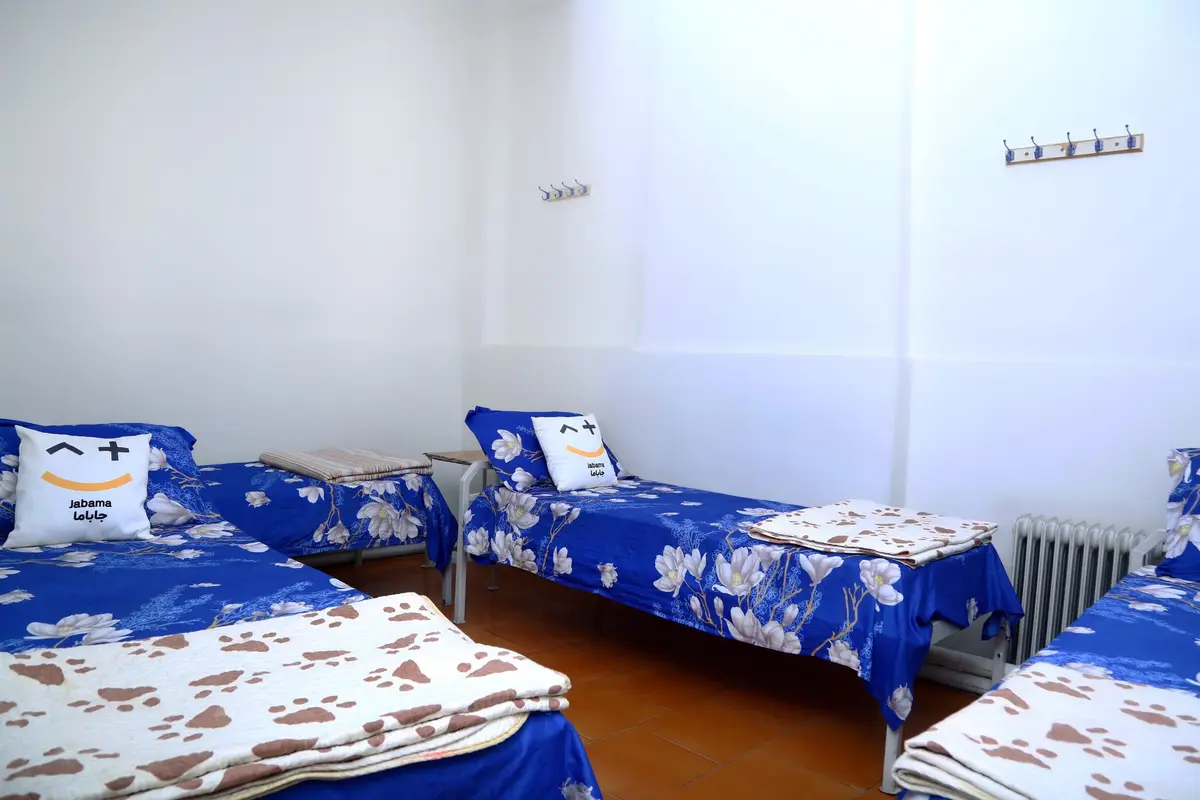 مسافرخانه تابش - واحد چهارتخته ناصرخسرو 3 -   