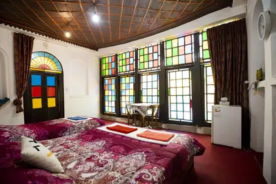 بومگردی عمارت قاجاریه - واحد ارسی