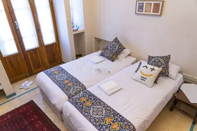 اقامتگاه سنتی کاشانه روشن - واحد 1