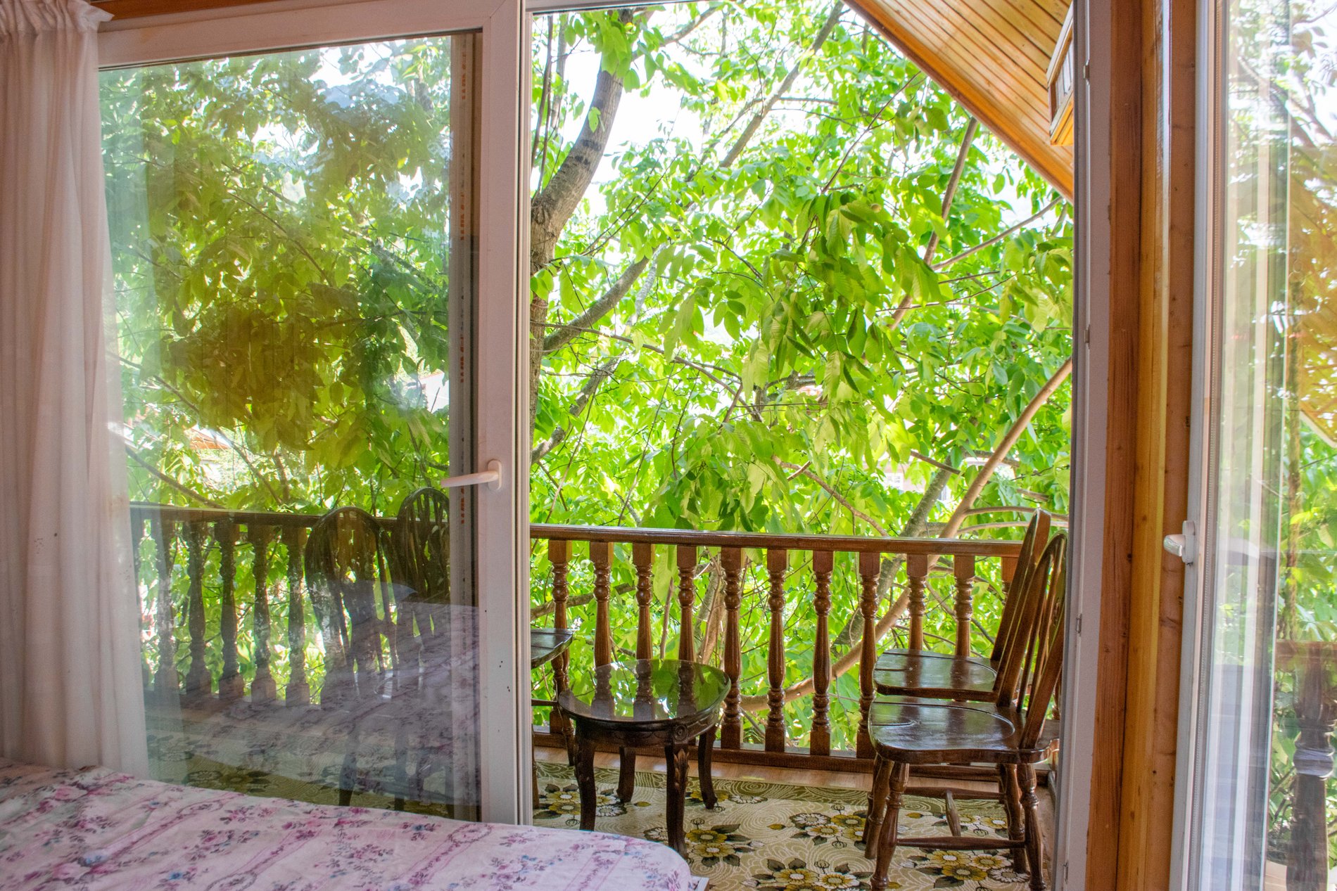 دوخوابه دوبلکس چوبی آریانا