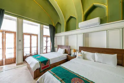 اقامتگاه سنتی هزار و یک شب چهارباغ - واحد شهرزاد