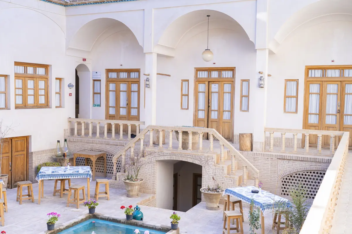 اقامتگاه سنتی کاشانه روشن - واحد 2