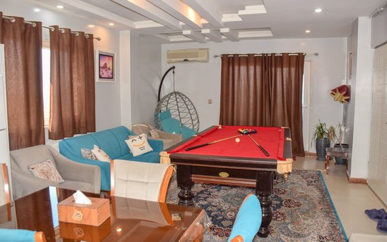 آپارتمان یک خوابه کاج واحد رویال