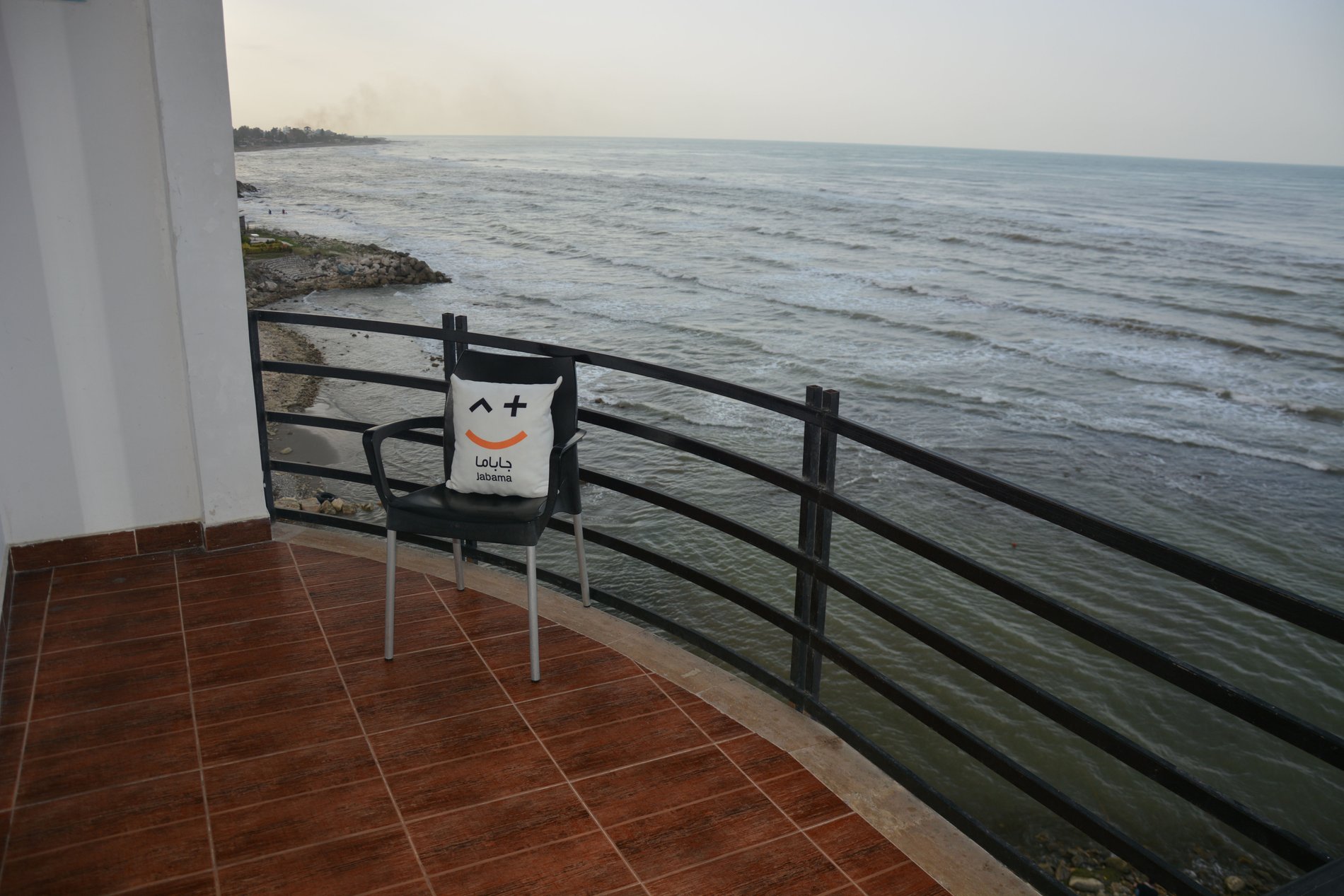 آپارتمان دوخوابه ساحلی کاکتوس واحد 8