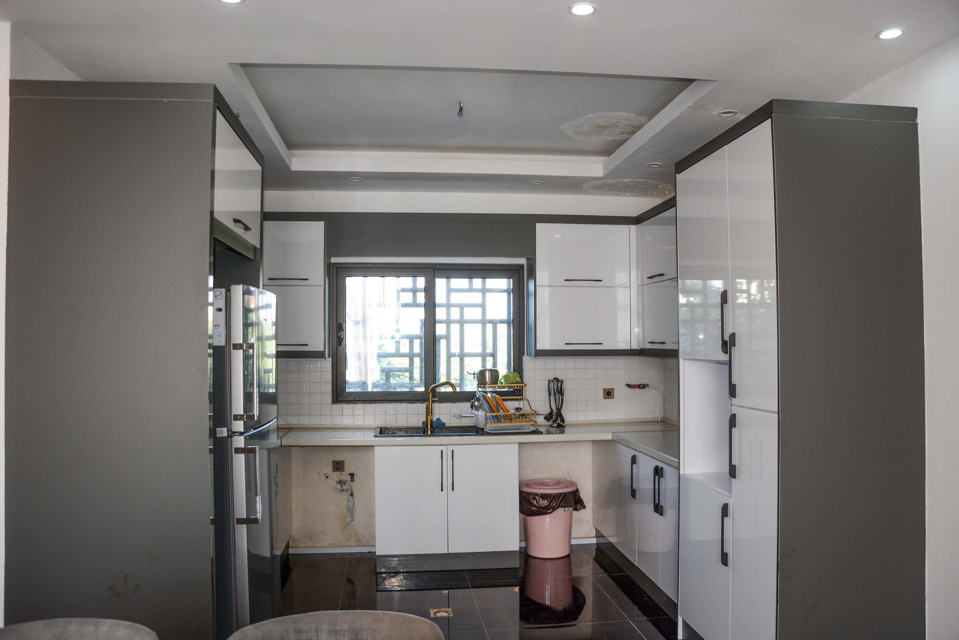 سه خوابه استخردار مدرن کریمی