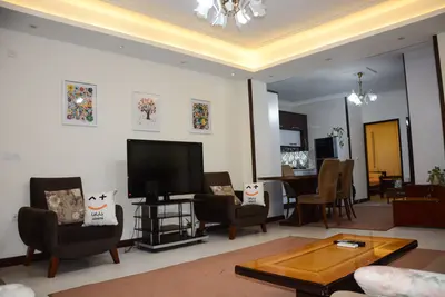 آپارتمان دوخوابه جنگلی صنوبر 1