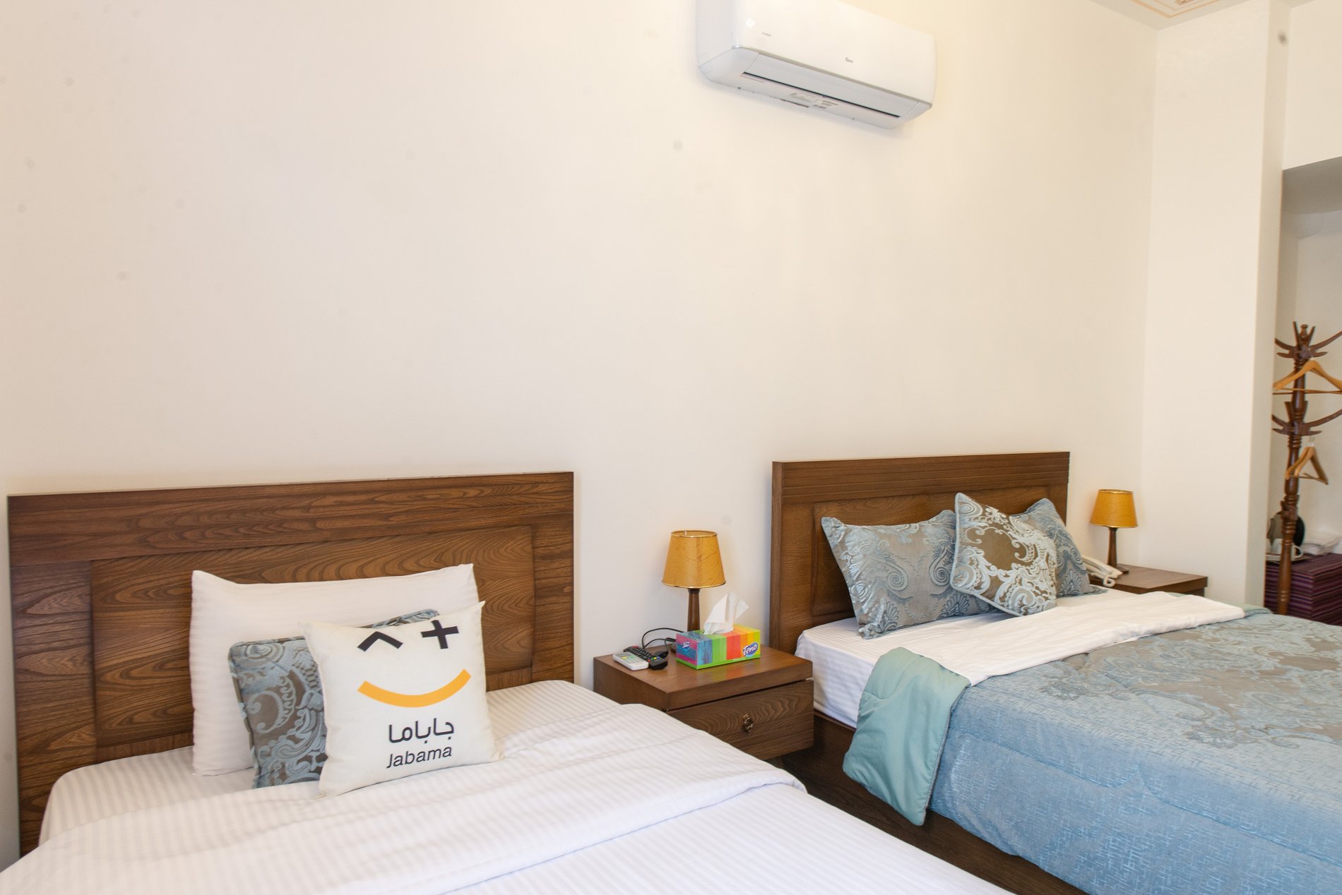 هزار و یک شب چهارباغ - واحد بالاخانه