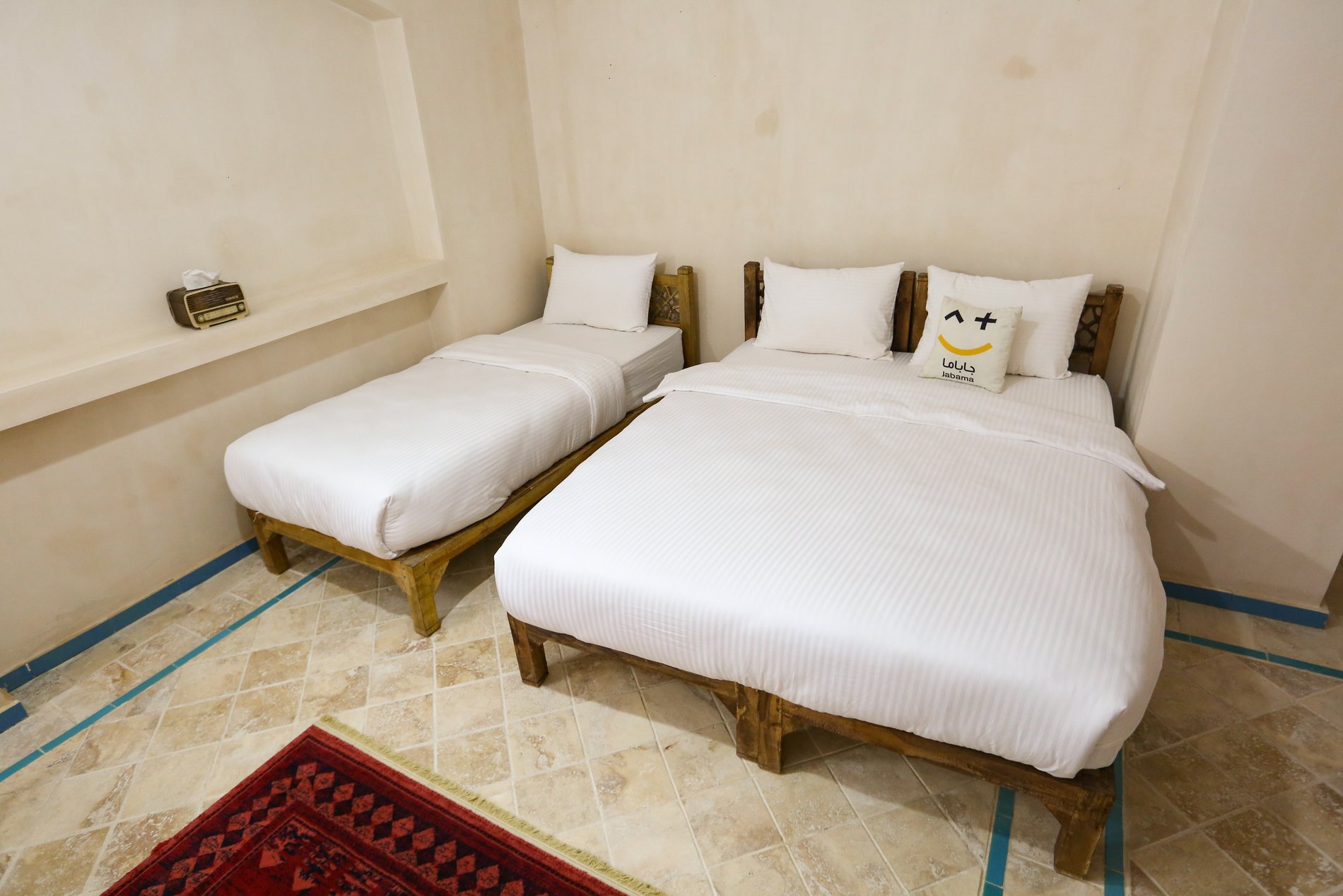 اقامتگاه سنتی میرزا تقی خان واحد آفتاب