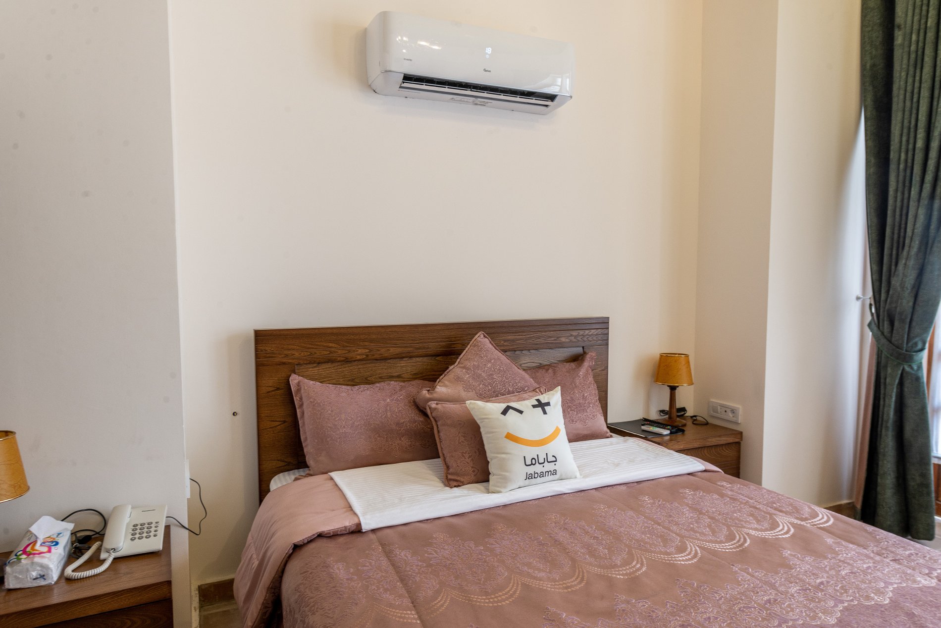 هزار و یک شب چهارباغ - واحد شهریار