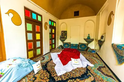 بومگردی عمارت بانو - واحد ترمه