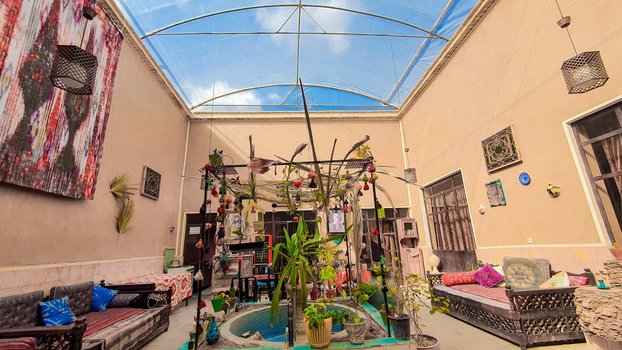 اقامتگاه سنتی خانه صفا یزد پنج تخته مستر102