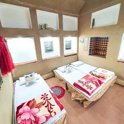 بومگردی کدخدا فهرج - واحد شعرباف