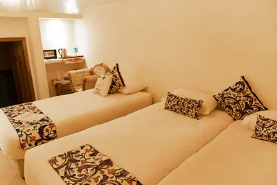 اقامتگاه سنتی کاشانه روشن - واحد 6