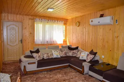 ویلا یک خوابه جزیره سارینا مرداب