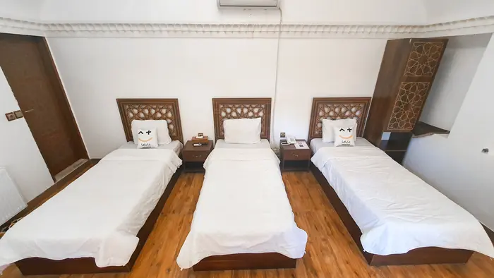 اقامتگاه سنتی پارس - واحد سه تخته